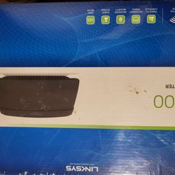 Linksys N300 WiFi Router 