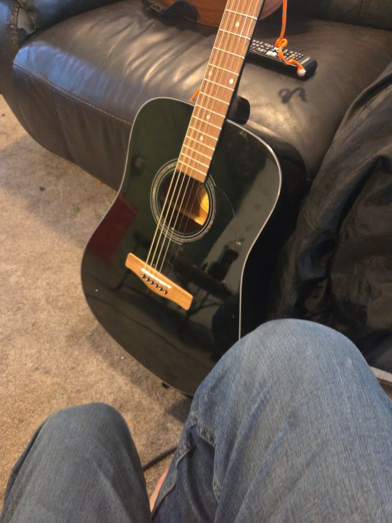 Mitchell Acoustic For Trade 