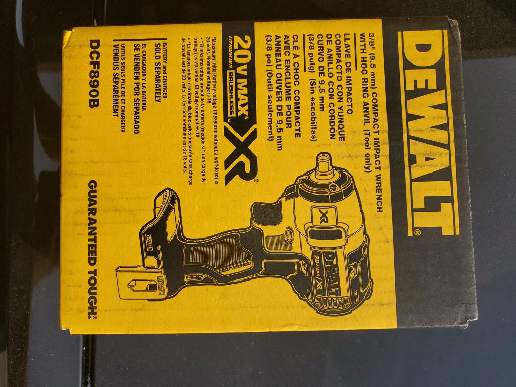 Dewalt Xr 3/8 Compact Impact Wrench (TOOL ONLY) NO BATTERY NO CHARGER
