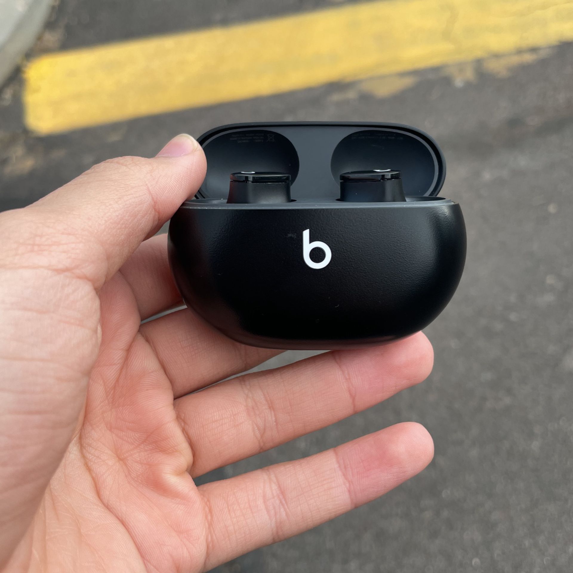 Beats Studio Buds | True Wireless Noise Cancelling Earbuds, Enhanced Apple & Android Compatibility, Built-in Microphone, Sweat Resistant Bluetooth 