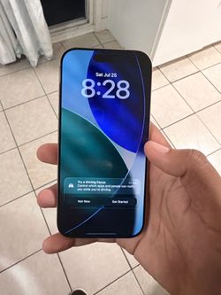 iPhone 16 Pro Gold