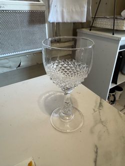 1 CRYSTAL STEMWARE