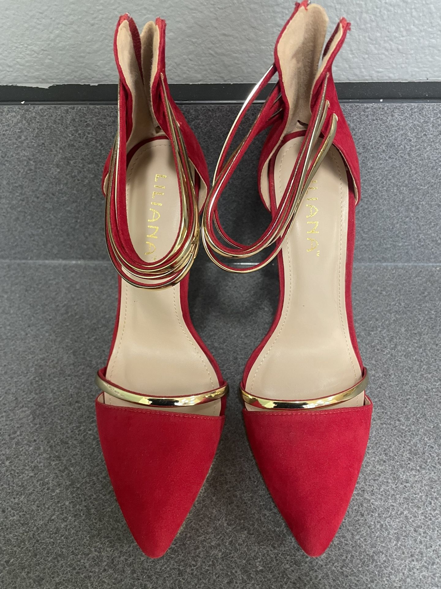 LILIANA Closed Toe Stiletto High Heels RED Gold 5" heel size 10 zip back