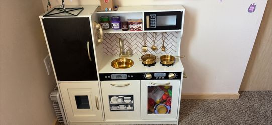 Kids kitchen