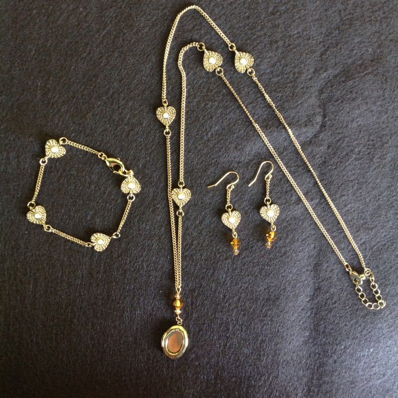 Locket Necklace, Bracelet & Earrings set