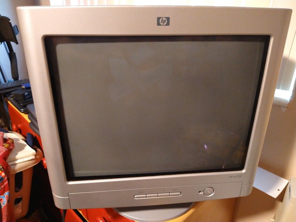 HP CRT Monitor 