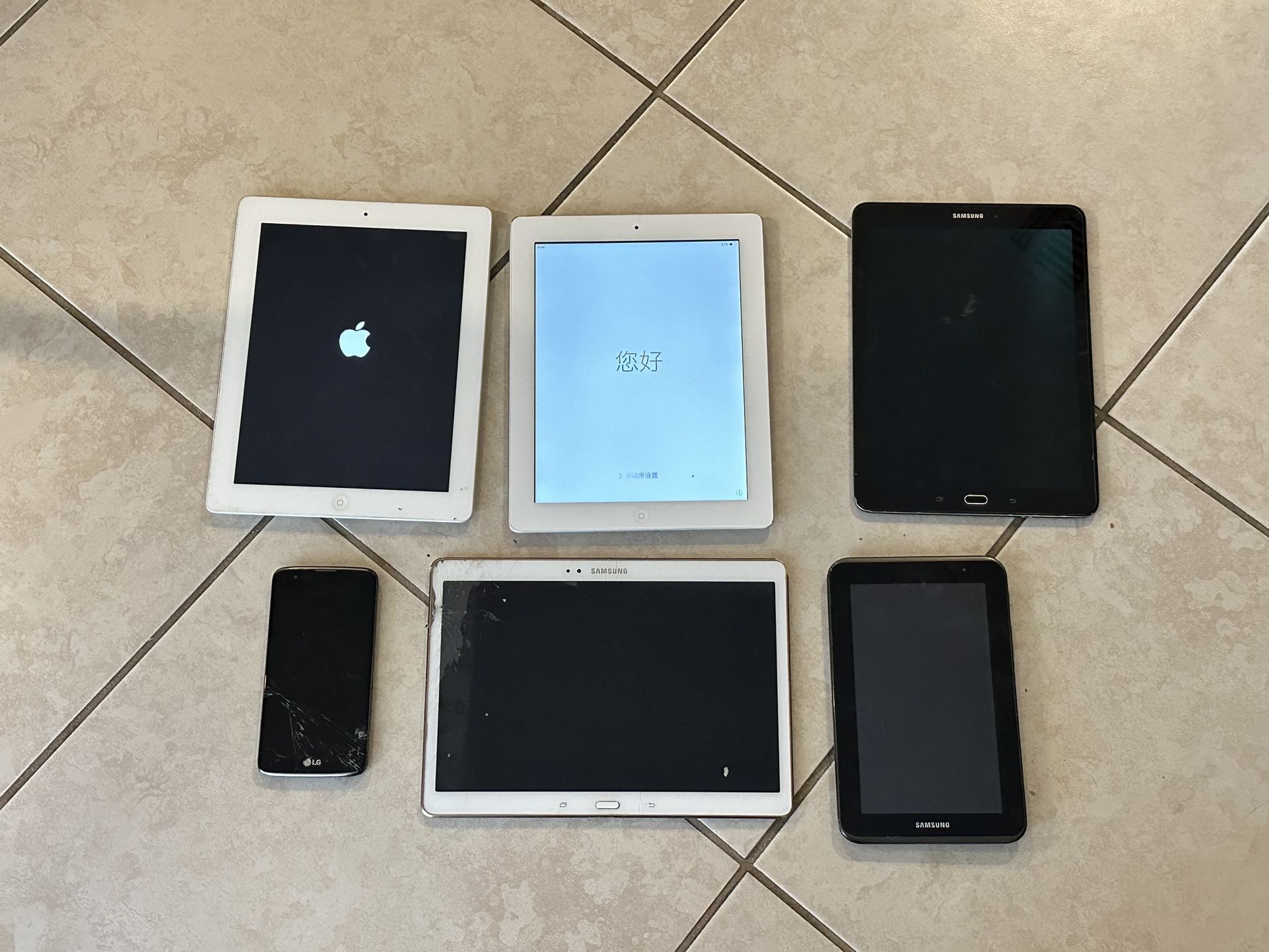 iPad 2, iPad 3, Galaxy Tab S, Galaxy Tab S2, Galaxy Tab Tablet With for Sale in Kissimmee, FL - OfferUp