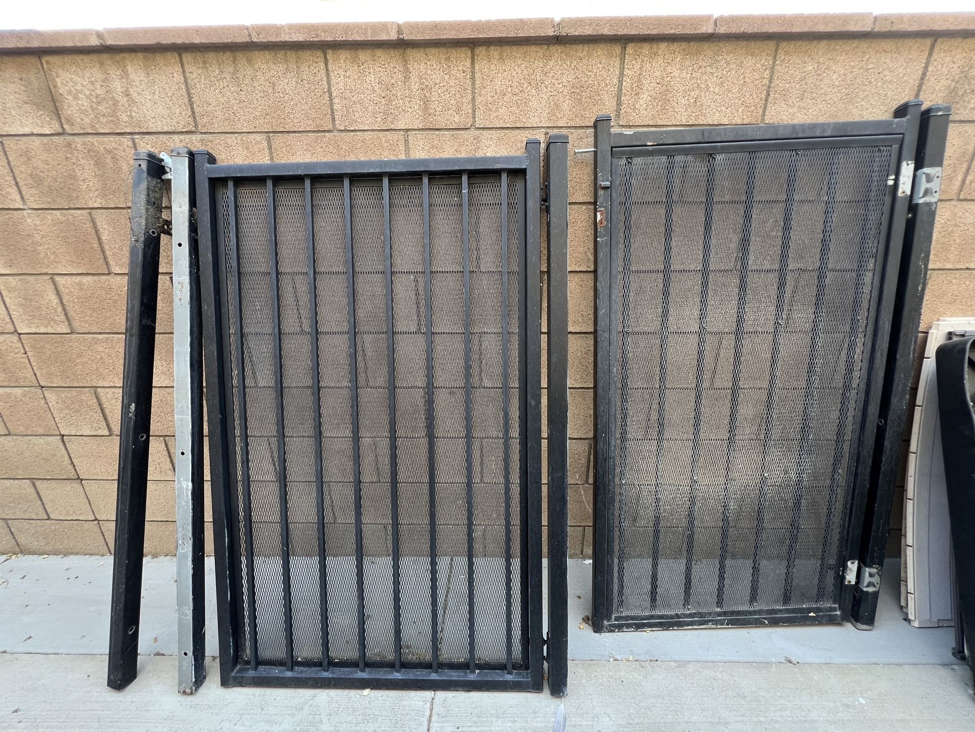 BLACK OUTSIDE HOUSE GATES