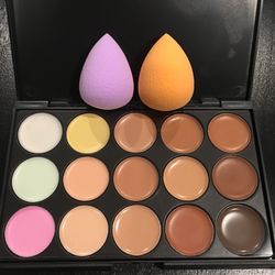15 color concealer palette + 2 mini sponges