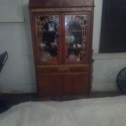 Wooden Mahogany Hutch