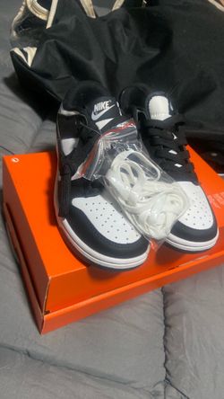 Shoes size 5.5. Youth  new