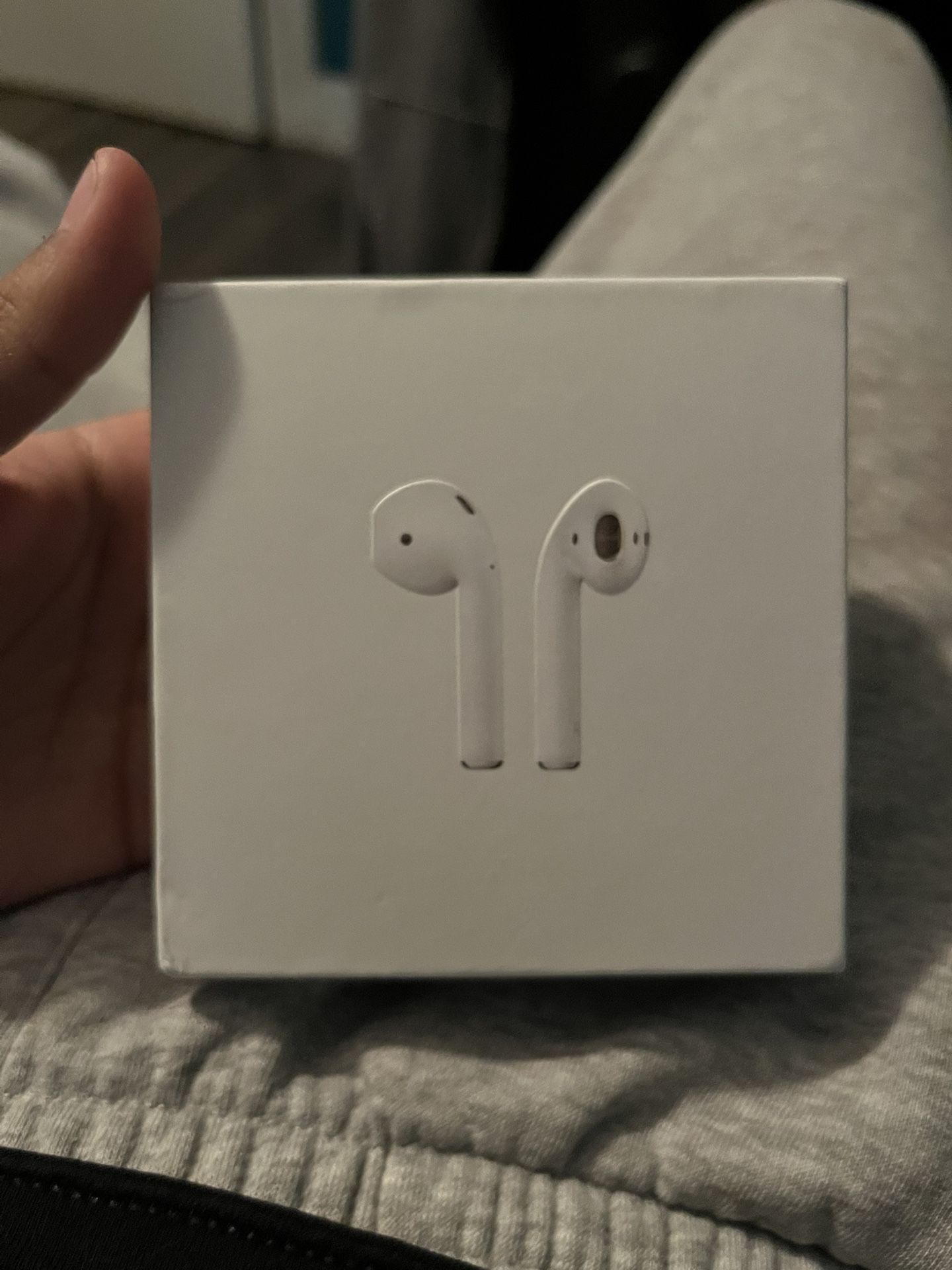AirPods