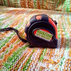25' Retractable Tape Measure