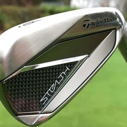 Taylormade Stealth Irons Set 5-PW + AW