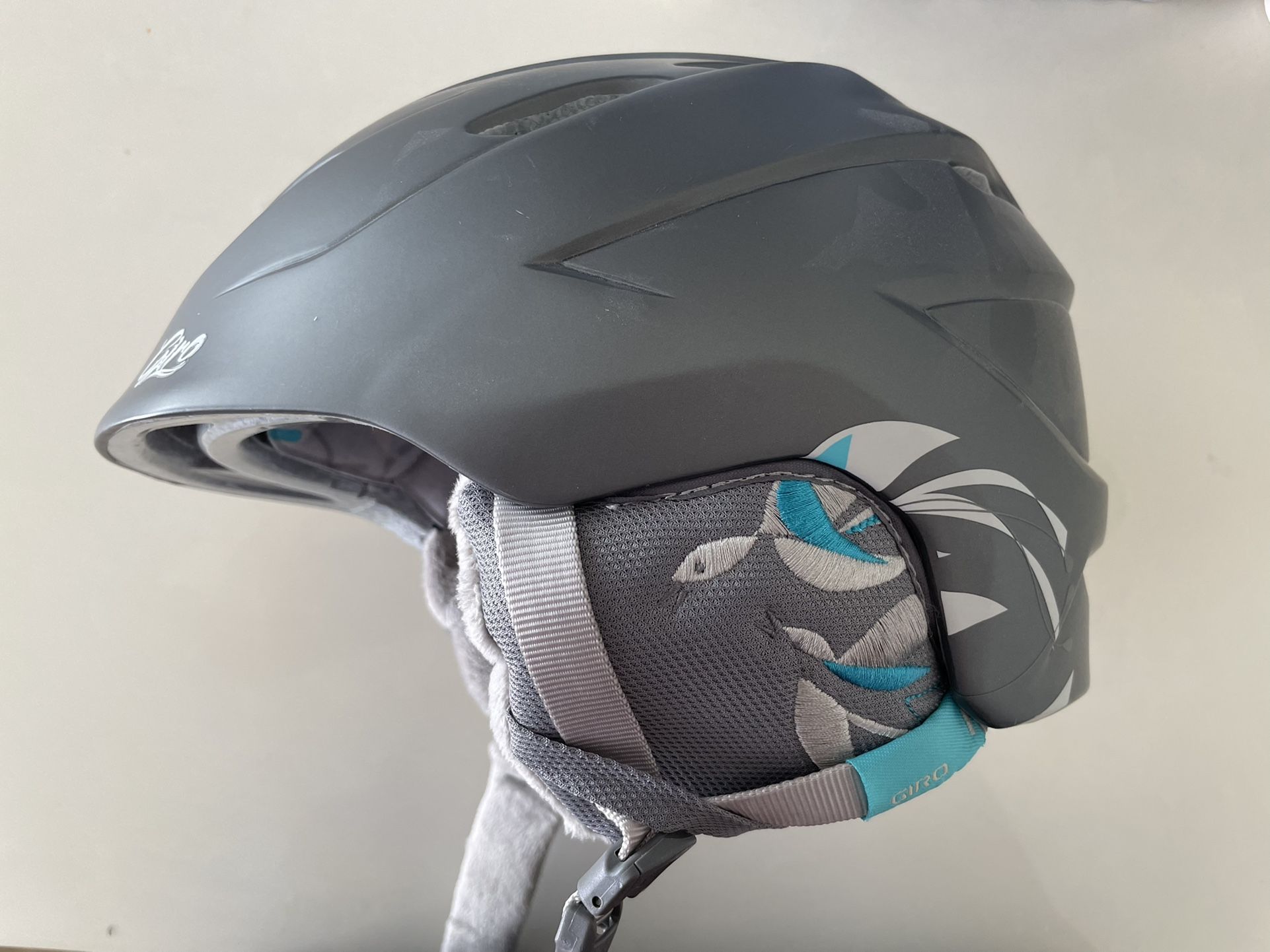 Giro Decade Women Snowboard Helmet New