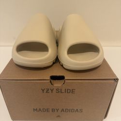 Adidas Yeezy Slide 'Pure' – Size 4, Excellent Condition w/ Box