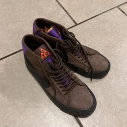 NIKE SB BLAZER GT