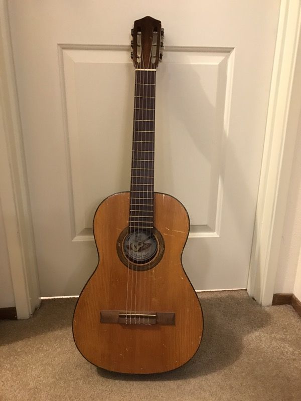 Spanish project guitar from Spain