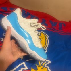 Jordan 11 Low UNC Style – Size 8 – Clean Condition