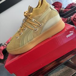 Puma Clyde Court  Disrupt - Title Run - Size 11.5 - $95/OBO
