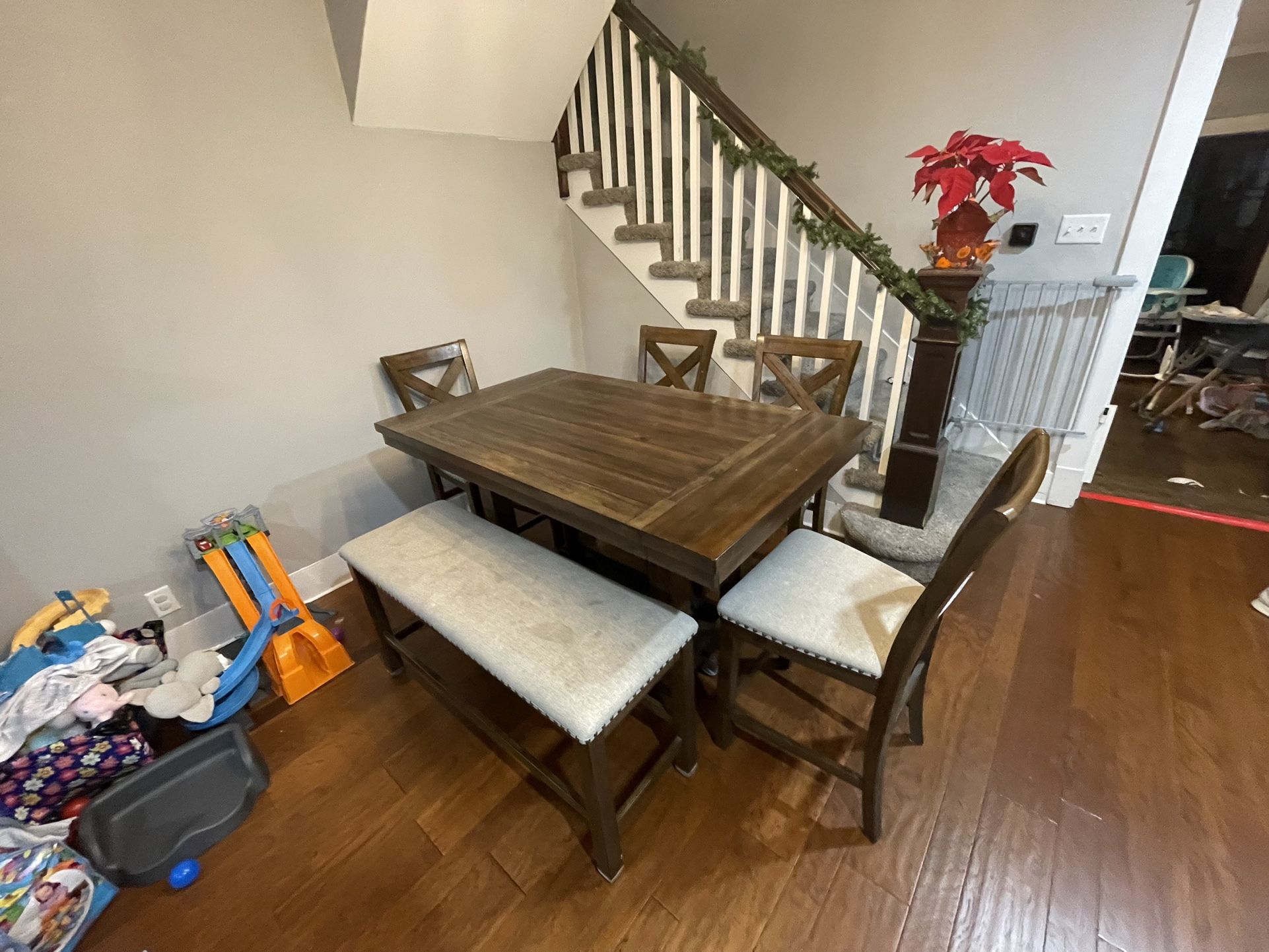 Dining Set (extendable)