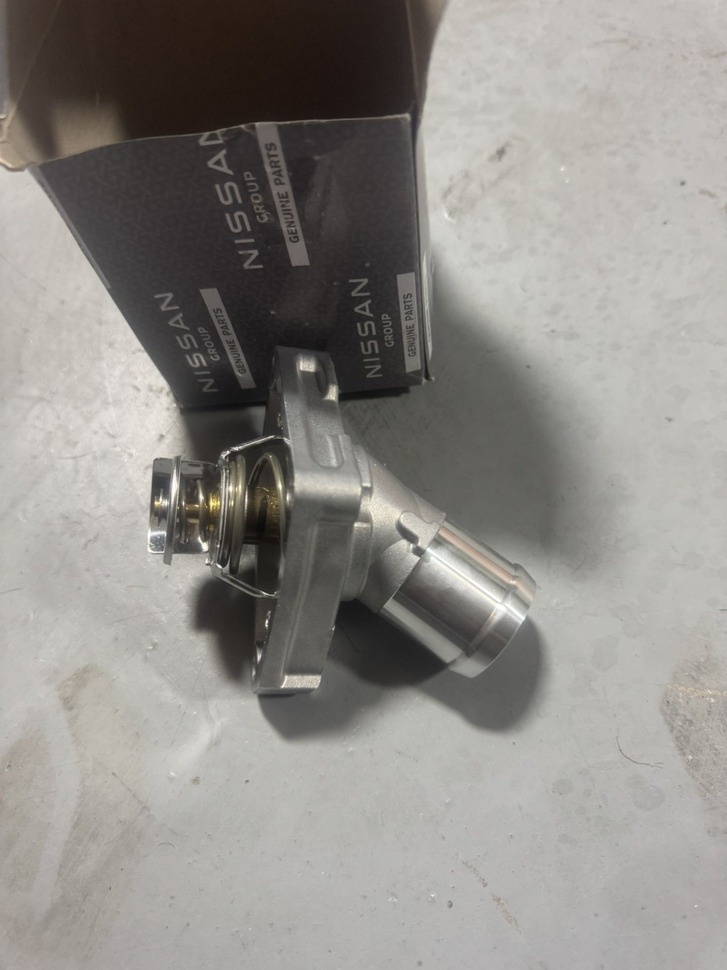 VQ37VHR OEM Thermostat