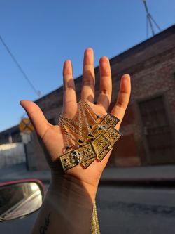 Gold dip chain