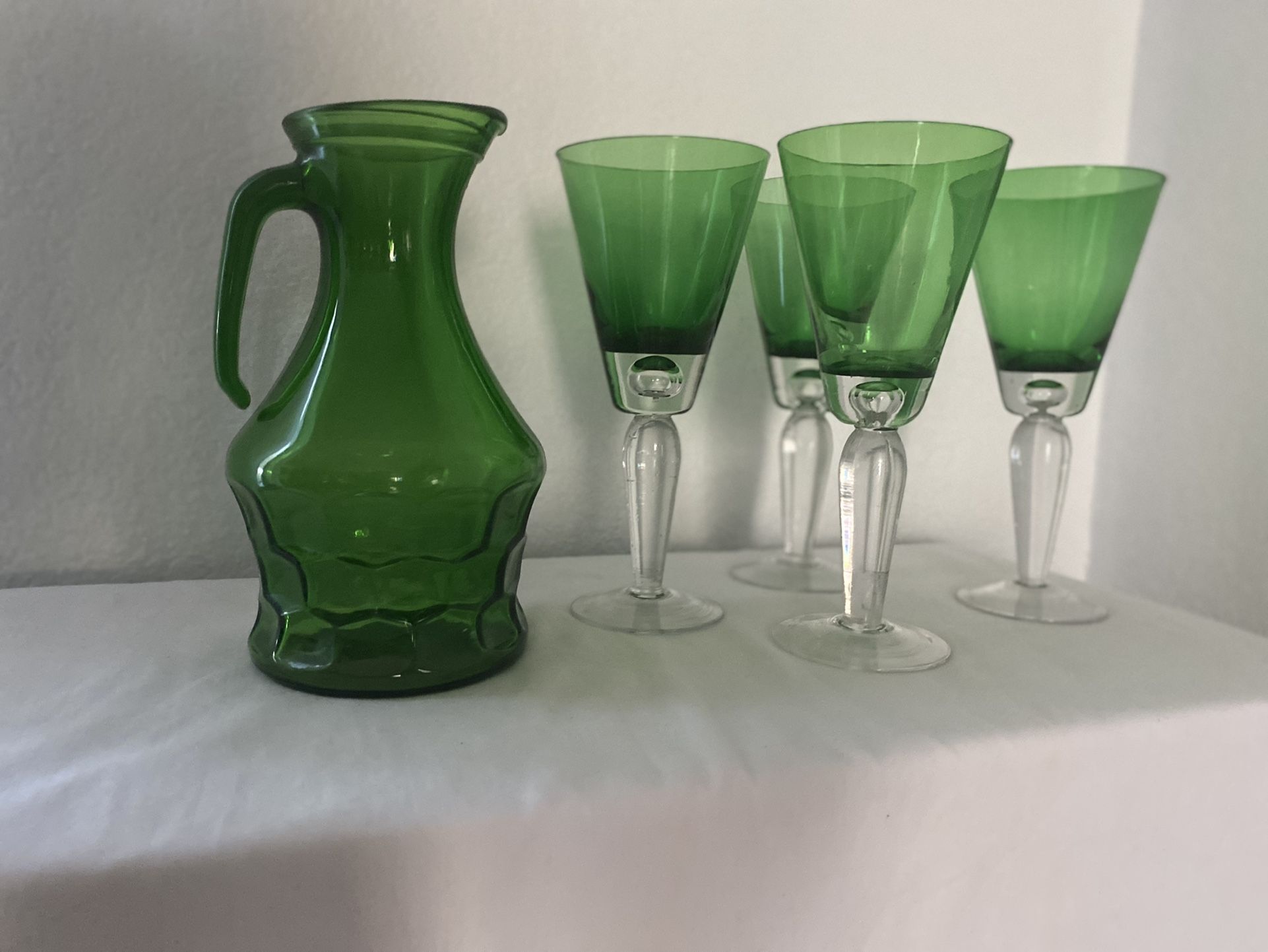 Vintage Anchor Hooking Glassware And Decanter