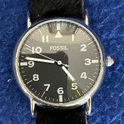 Fossil Men’s Dayliner Watch With Leather Band - Never worn