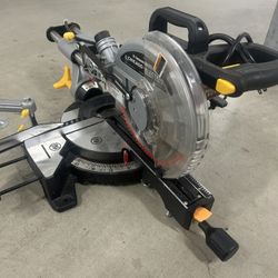 CHICAGO ELECTRIC POWER TOOLS 10 in. Sliding Compound Miter Saw