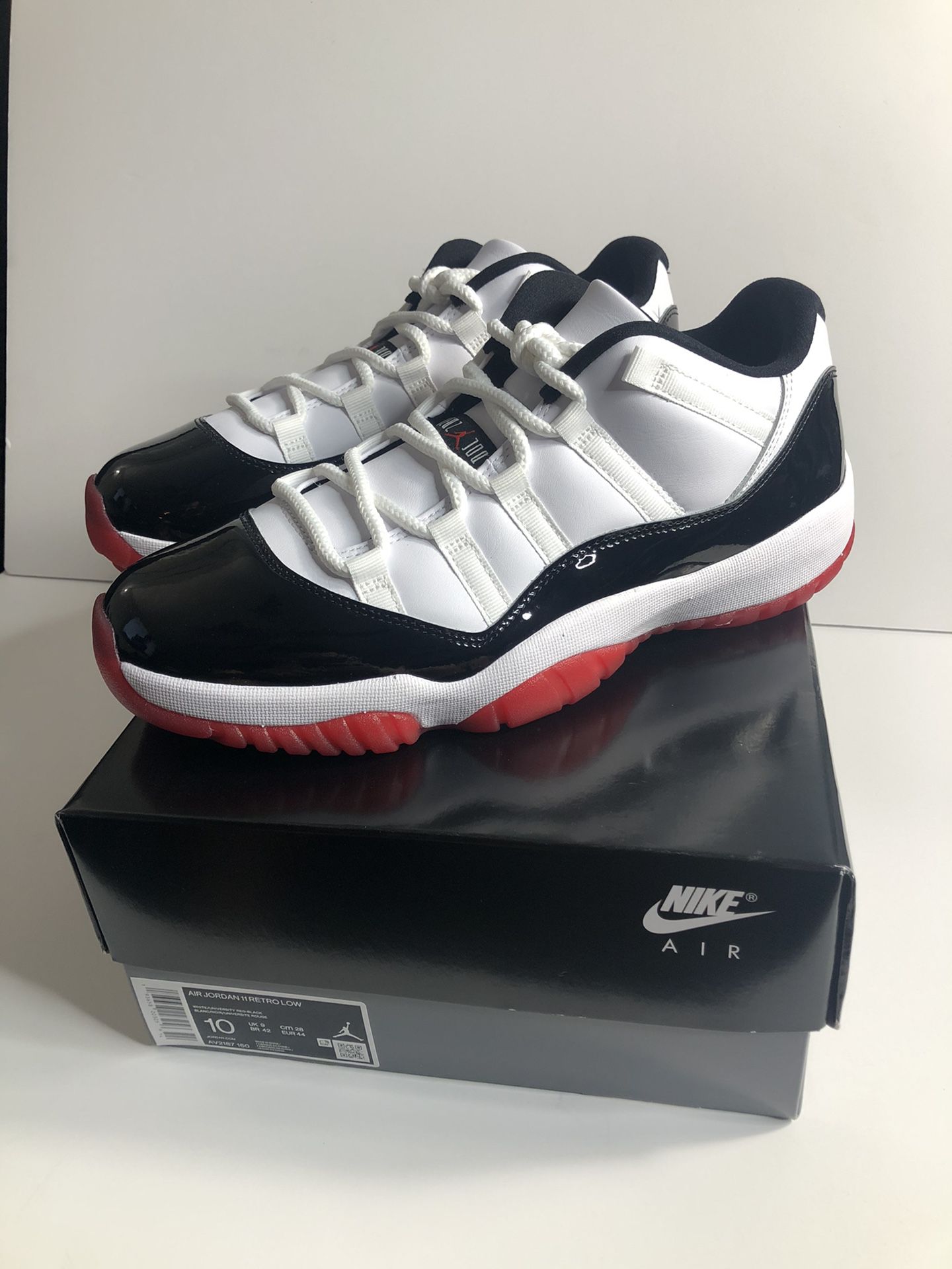 Nike air Jordan 11 low concord bred early release size 10 brand new