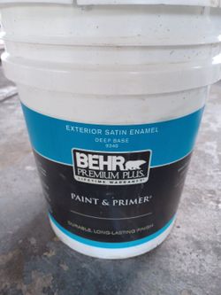 5 gallons exterior satin beige paint