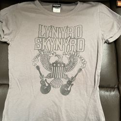 Lynyrd Skynyrd and Pink Floyd Tee Shirts Both For 40 Obo 