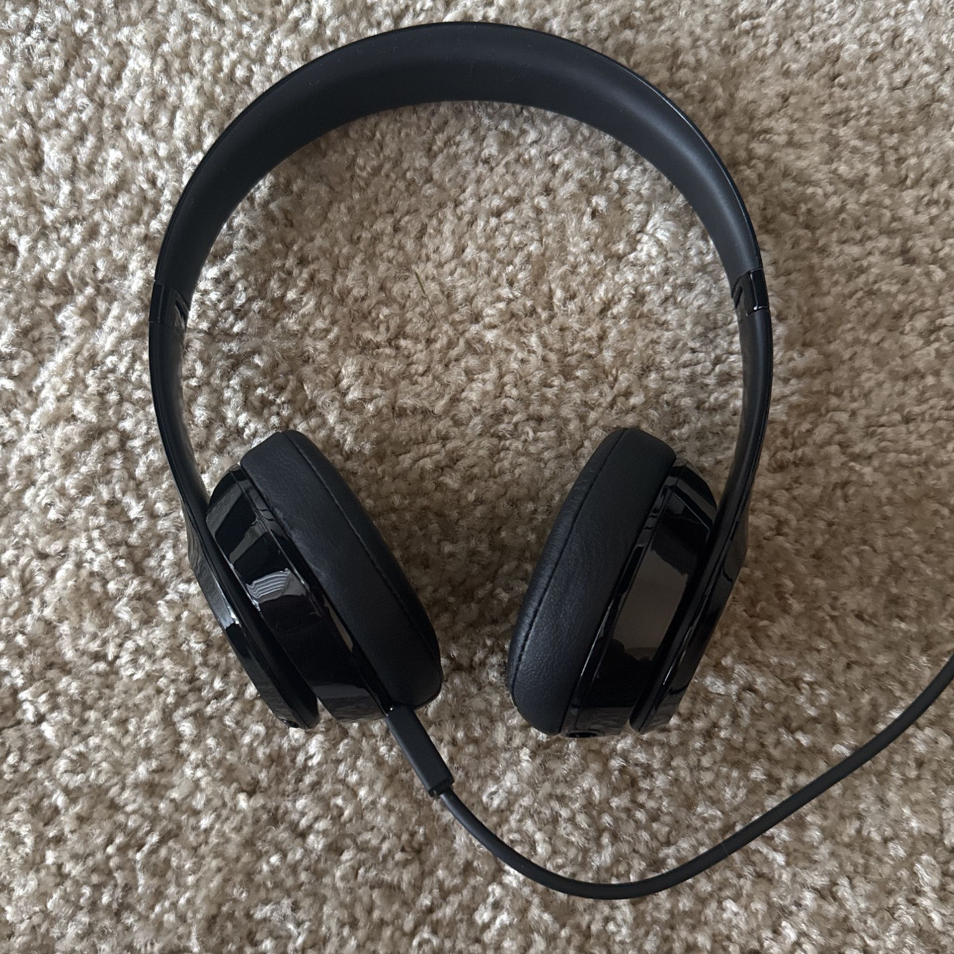 Beats Solo 3 Headphones