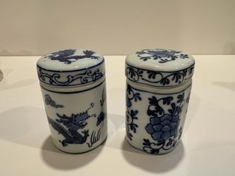 Chinese Blue and White Ceramic Lidded Canister Jar Dragon and Floral Graphics