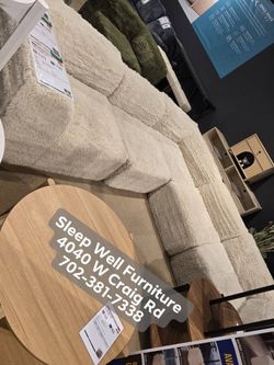 ✨️ Sectionals, 2pc Sofas ✨️ Furniture Queen Bedrooms, Dining Avail