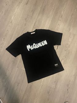 Designer tee