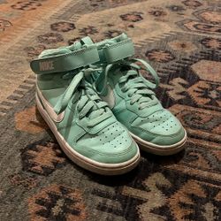 Girls Nike Court Borough Mid 2 Shoes, Size 4