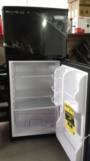 Vissani Compact Refrigerator 4.3 cu. ft. Mini Refrigerator in Black HVDR430BE