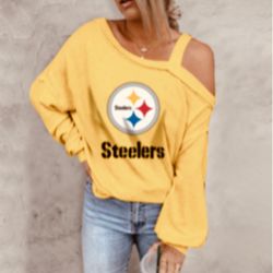 Steeler’s Off Shoulder Sweatshirt 