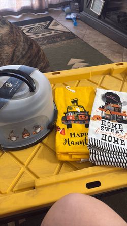 Halloween Kitchen Towels and Cake Carrier Set