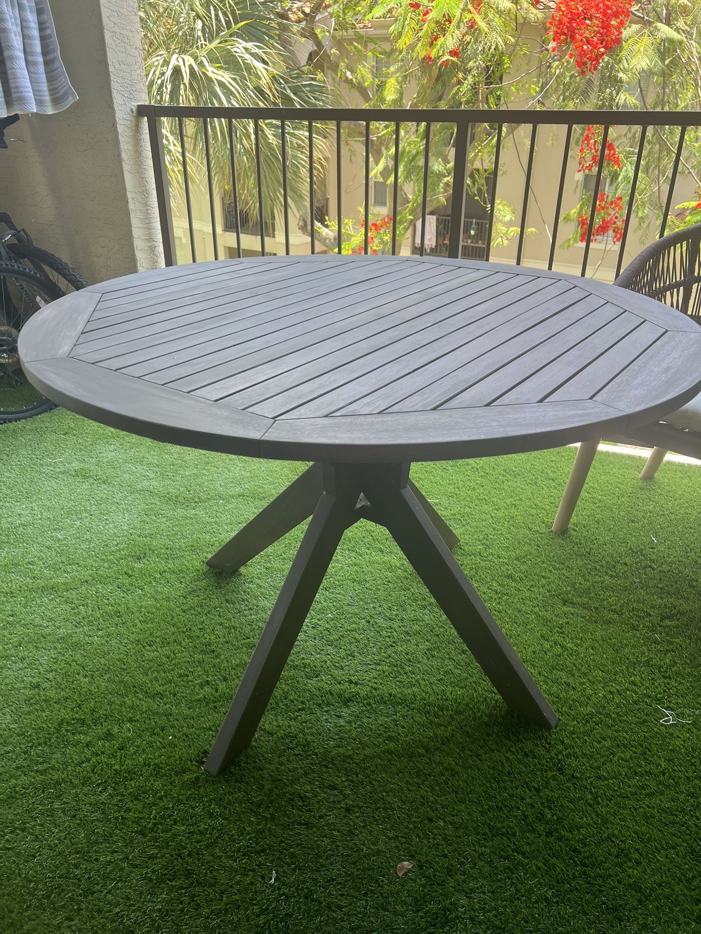 Round Gray Outdoor Patio Table
