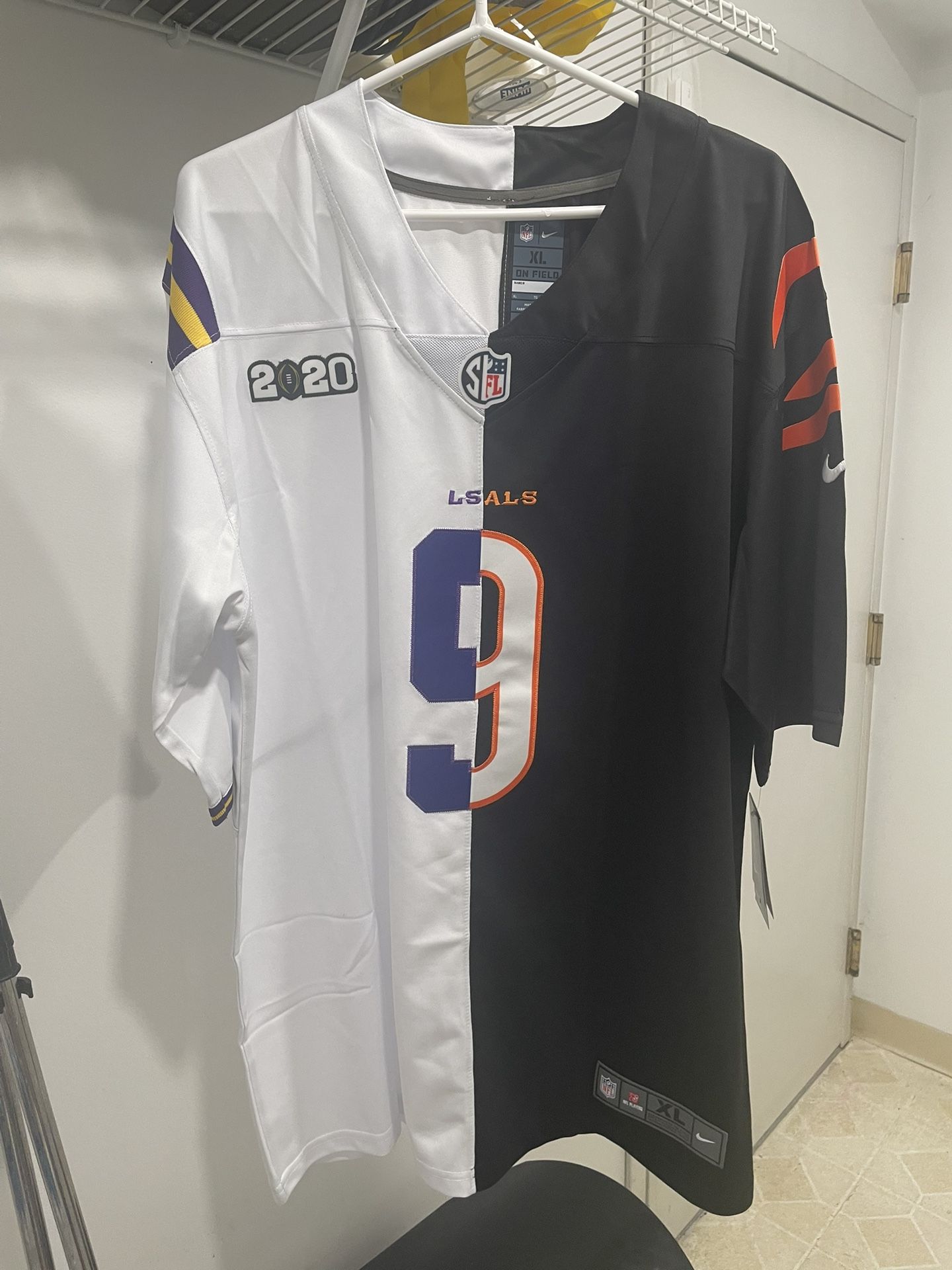 Bengals/Lsu Joe Burrow split stitched jersey size XL for Sale in
