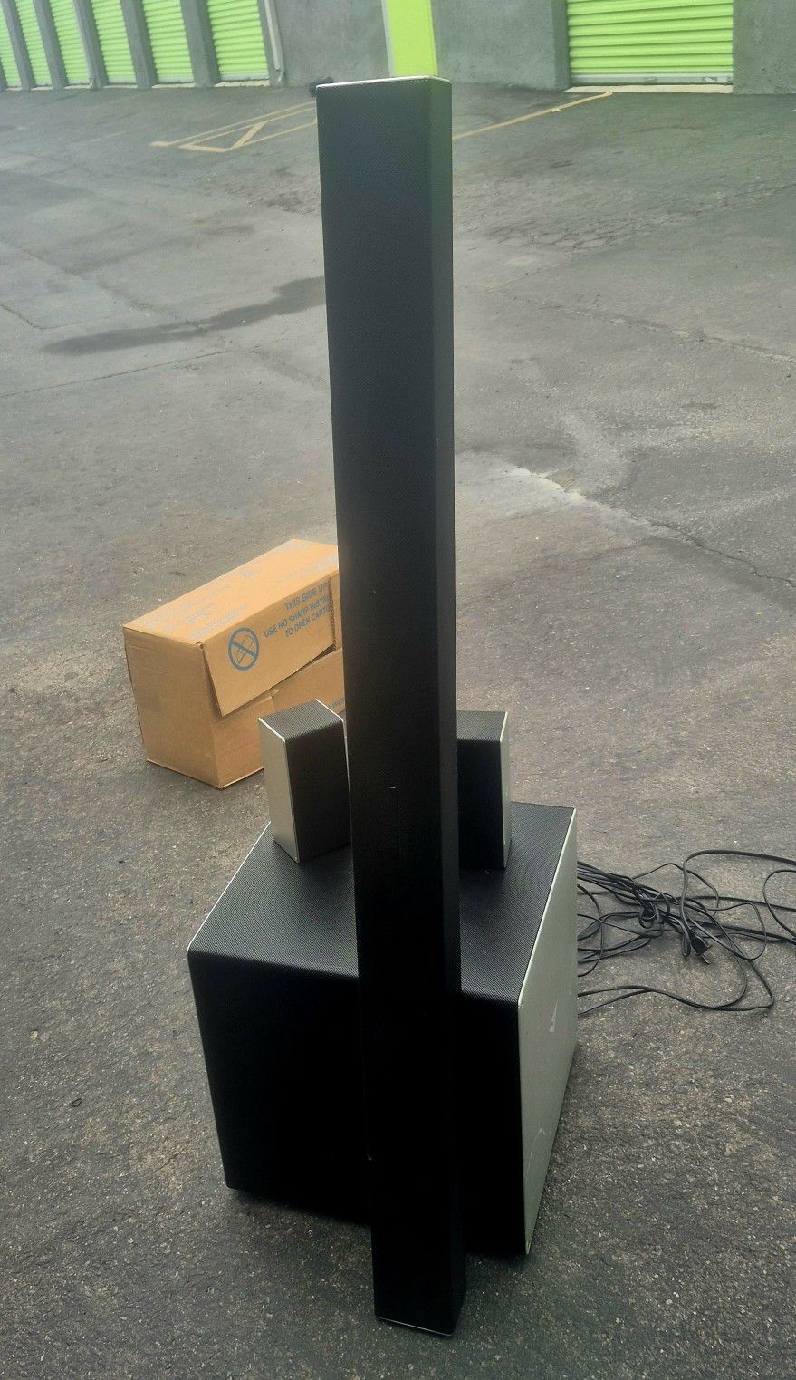 Vizio surrounds Sound
