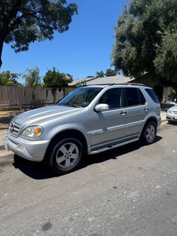 2005 Mercedes Benz ML350