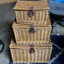 Stacking Baskets With Free Chest/box