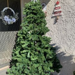 Arbolito De Navideño 6.5 Ft. Con Luces De Colores 