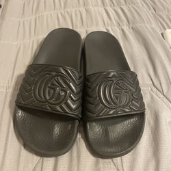 gucci slides