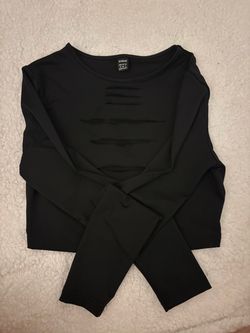 Women’s black crop top