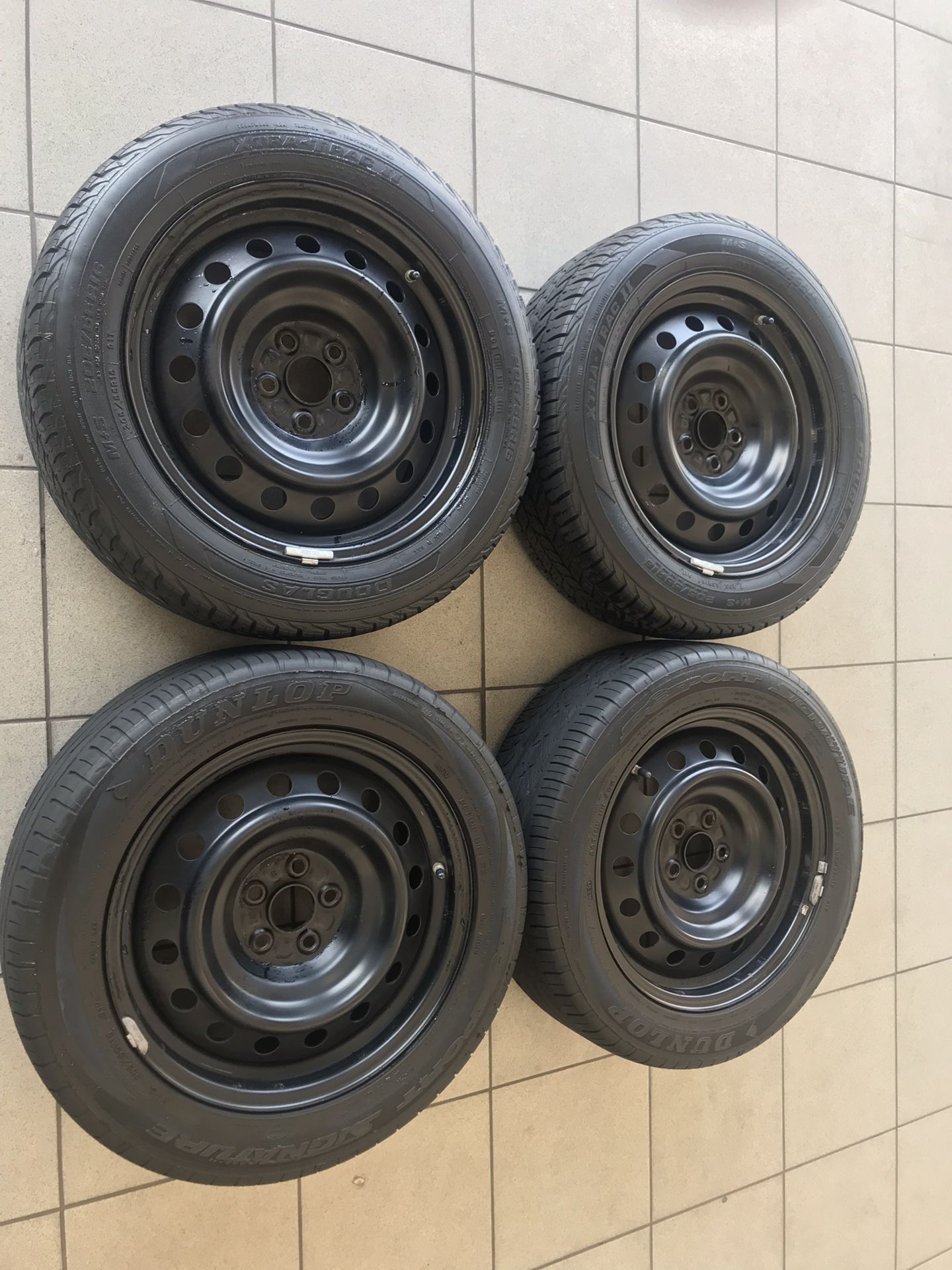 Rims and tires for Toyota Corolla like new